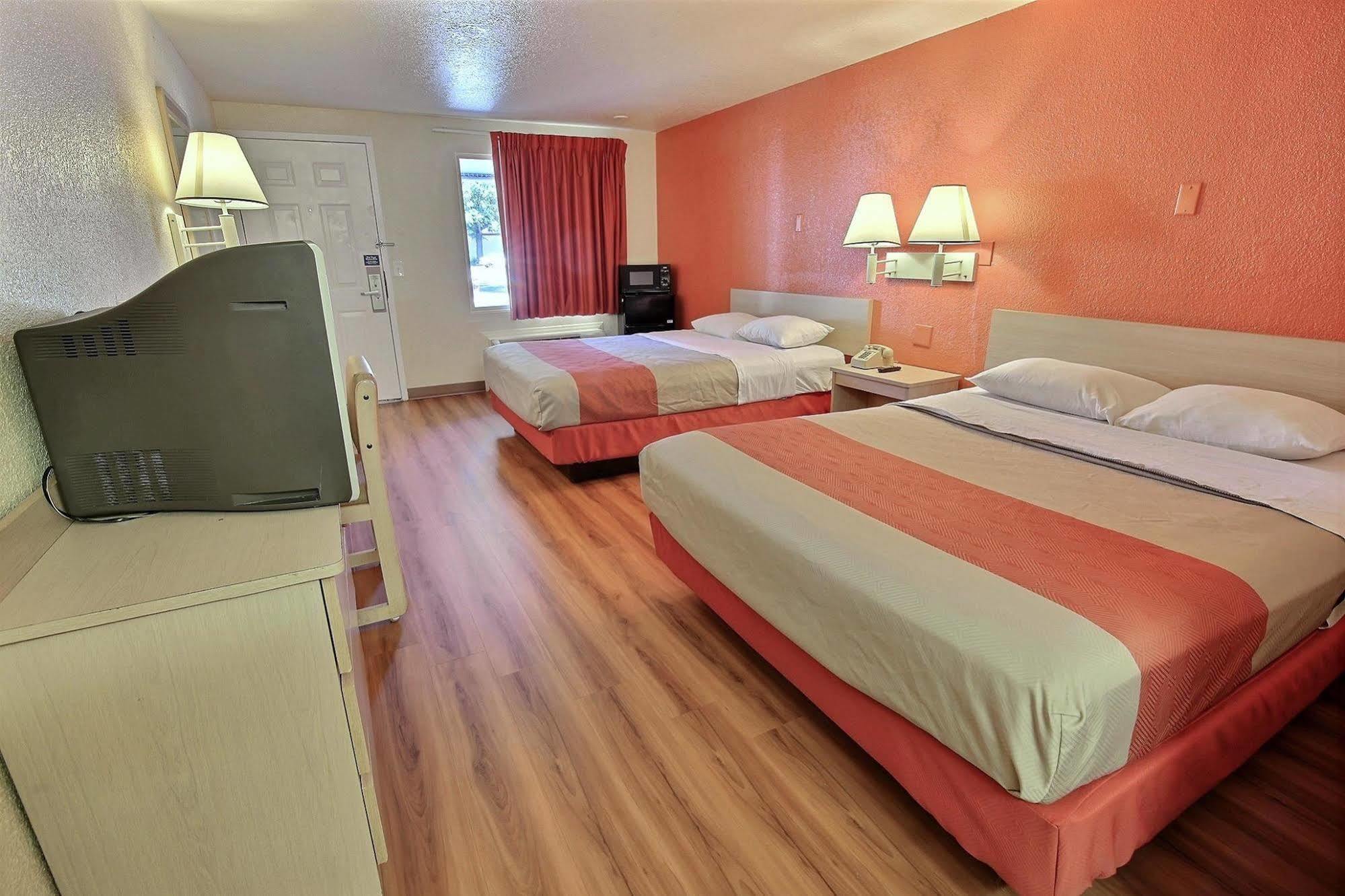 Motel 6-Newport News, Va Eksteriør bilde