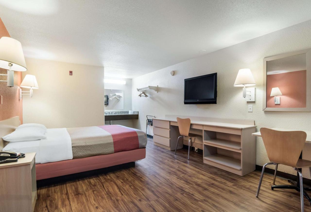 Motel 6-Newport News, Va Eksteriør bilde